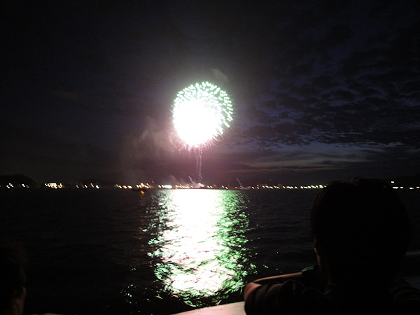 長門仙崎にて花火大会が開催されました。