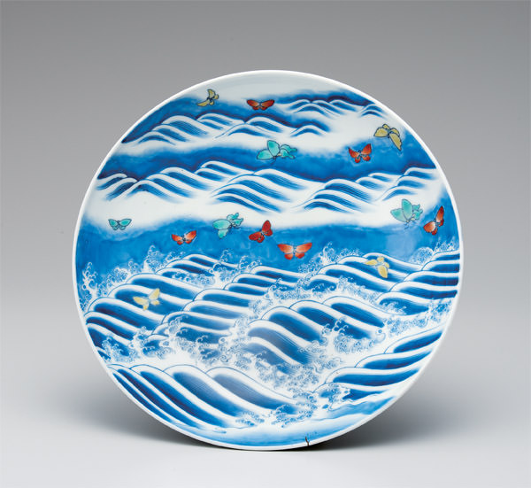 【山口観光】萩美術館で色絵磁器の最高峰「今右衛門の色鍋島」の特別展示が開催中