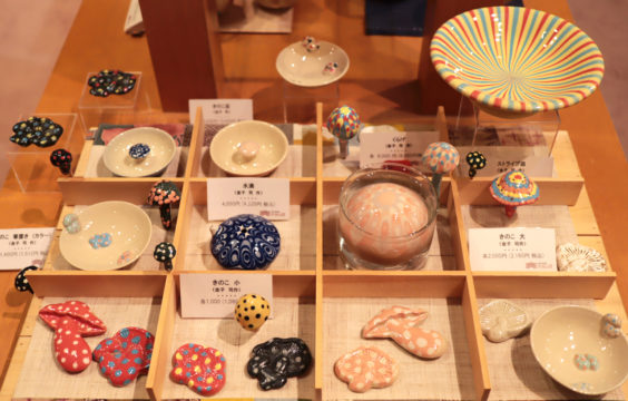 kanekotsukasa-hagipottery-kinoko