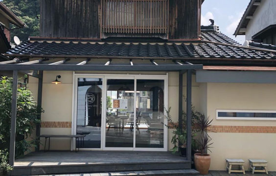 cafe&potteryoto-exterior
